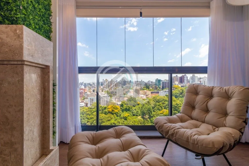 Imagem Apartamento mobiliado, 99 m² de area privativa, sacada integrada, finamente decorado com uma vista ...
