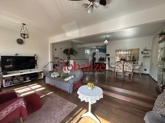 Imagem Casa com 4 Dormitórios à venda com 2 vagas de garagem no bairro do Embaré em Santos por R$1.280.000,00