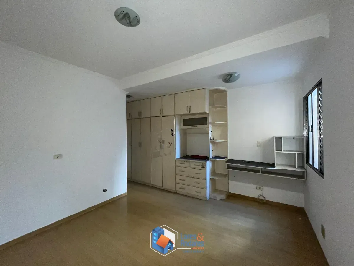 Imagem Sobrado para venda em Vila Vera com 3 quartos, sendo 1 suíte, 250m²