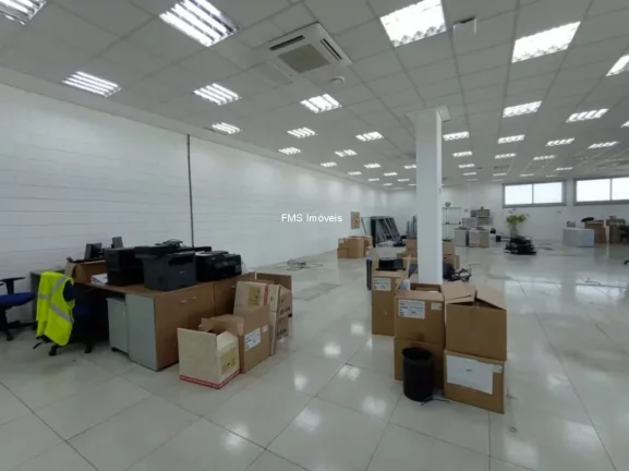 Imagem Galpão com 7032m² para locação em Sorocaba/SP.