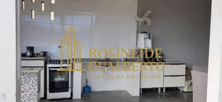 Imagem Duas Casas Térreas na Praia das Palmeiras – Excelente Oportunidade em Carag