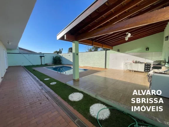 Imagem Casa térrea no bairro Alto das Palmeiras em Itu SP. Local charmoso e aconchegante, estritamente resl, ruas arborizadas. e rodeado de condominios.