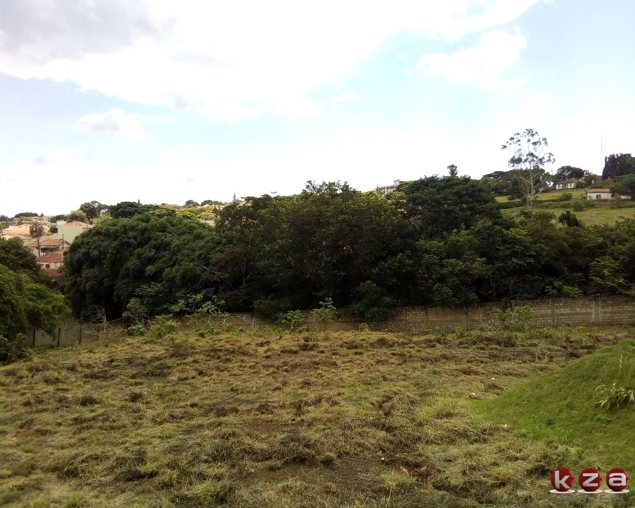 Imagem Área para incorporação de Prédios com 18.600m² à venda na Vila Guimarães, Botucatu-SP!