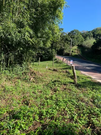 Imagem Oportunidade Única: Terreno à Venda no Bairro Ambrósio, Garopaba-SC - 360m²!