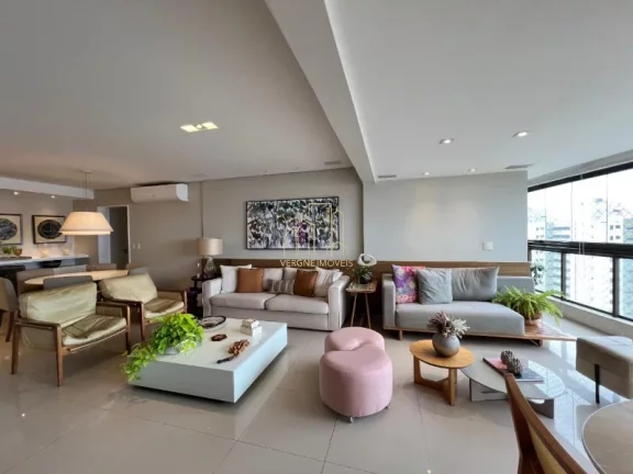 Imagem Apartamento com 3 Suítes de Alto Padrão à Venda em Armação | Vista Mar