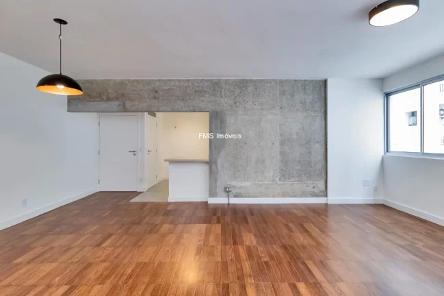 Foto do imóvel Apartamento à venda em São Paulo-SP, 2 quartos, 2 suítes, 1 sala, 3 banheiros, 2 vagas, 100m² no Cerqueira César.