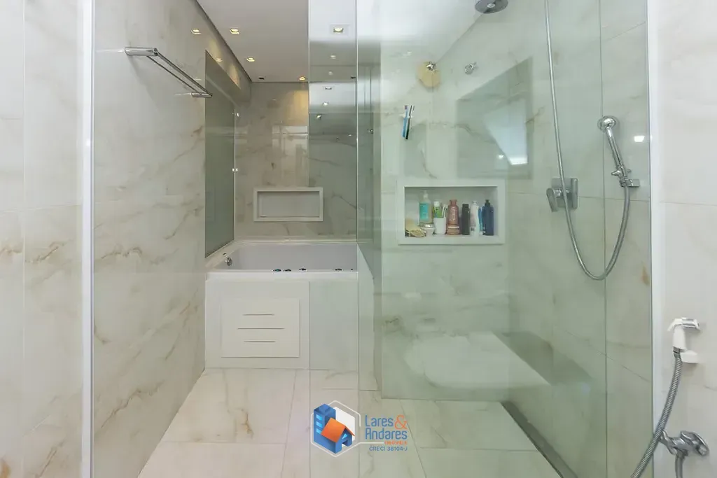 Imagem Casa à venda 3 Quartos 3 Suites 6 Vagas 514.5M² Alto da Boa Vista São Paulo - SP