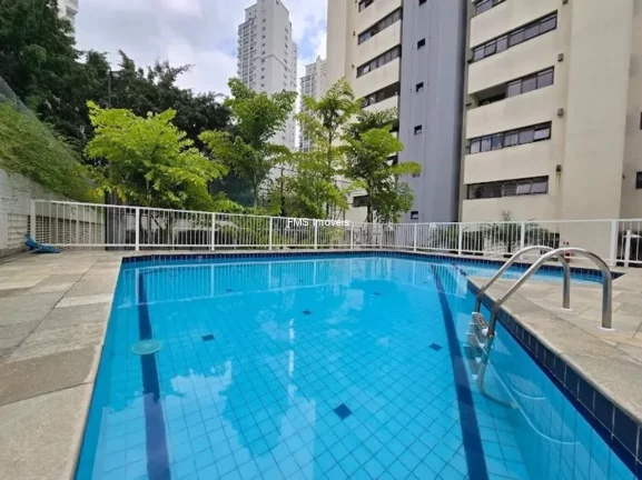 Imagem Apartamento à venda em Moema, com 3 quartos sendo1 suíte, 3 banheiros, 2 vagas, 130m² de área.