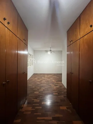 Imagem Em uma das localizações mais valorizadas e desejadas de Barão Geraldo, esta residência reúne co...