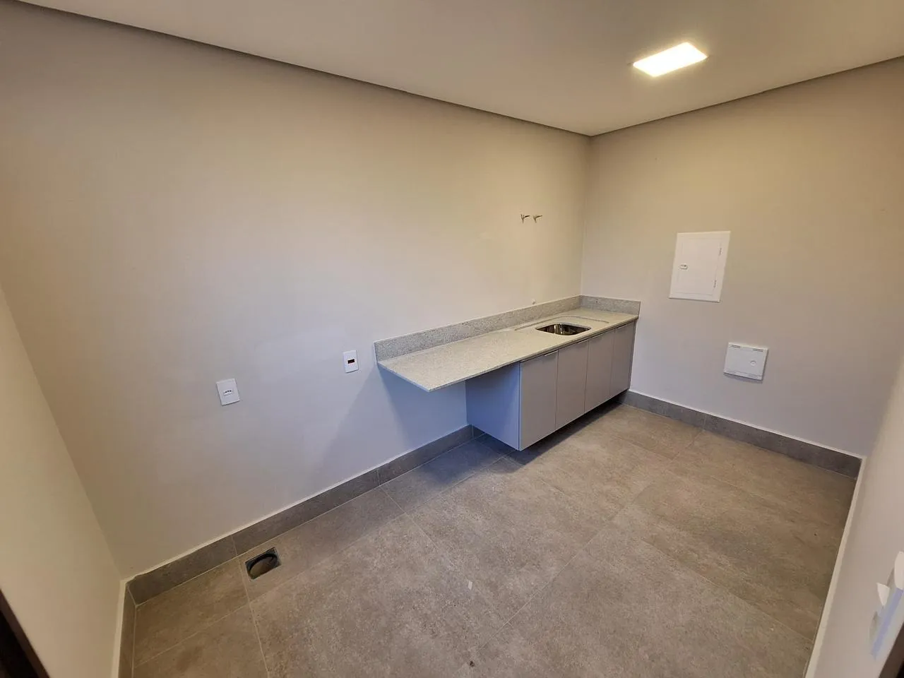 Imagem Casa de Alto Padrão Localizada no Alphaville Castelo Itu- Venda/ Locação