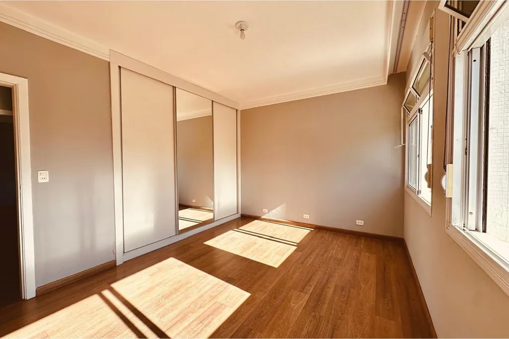 Imagem Apartamento à venda em São Paulo, Vila Mariana, com 3 quartos, 176m2