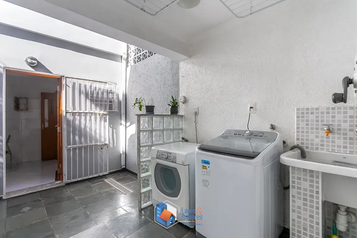Imagem Sobrado para venda em Vila Mariana com 3 quartos, sendo 1 suíte, 149m²