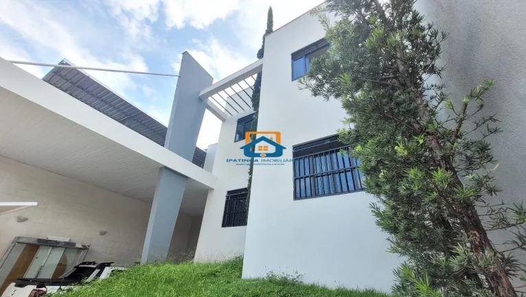 Foto do imóvel Já imaginou em morar em um imóvel lindo, aconchegante acabamento diferenciado, em uma excelente localização no bairro Veneza. em Rua Teresina
