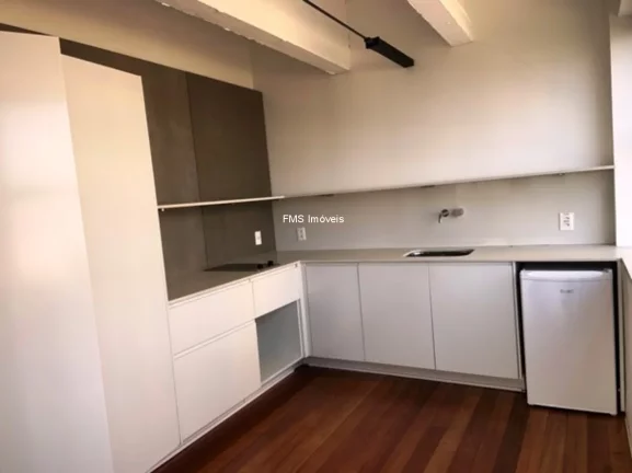 Imagem Conjunto Comercial à Venda em São Paulo-SP, Jardim Paulistano: 2 Vagas e 201m² de Área!