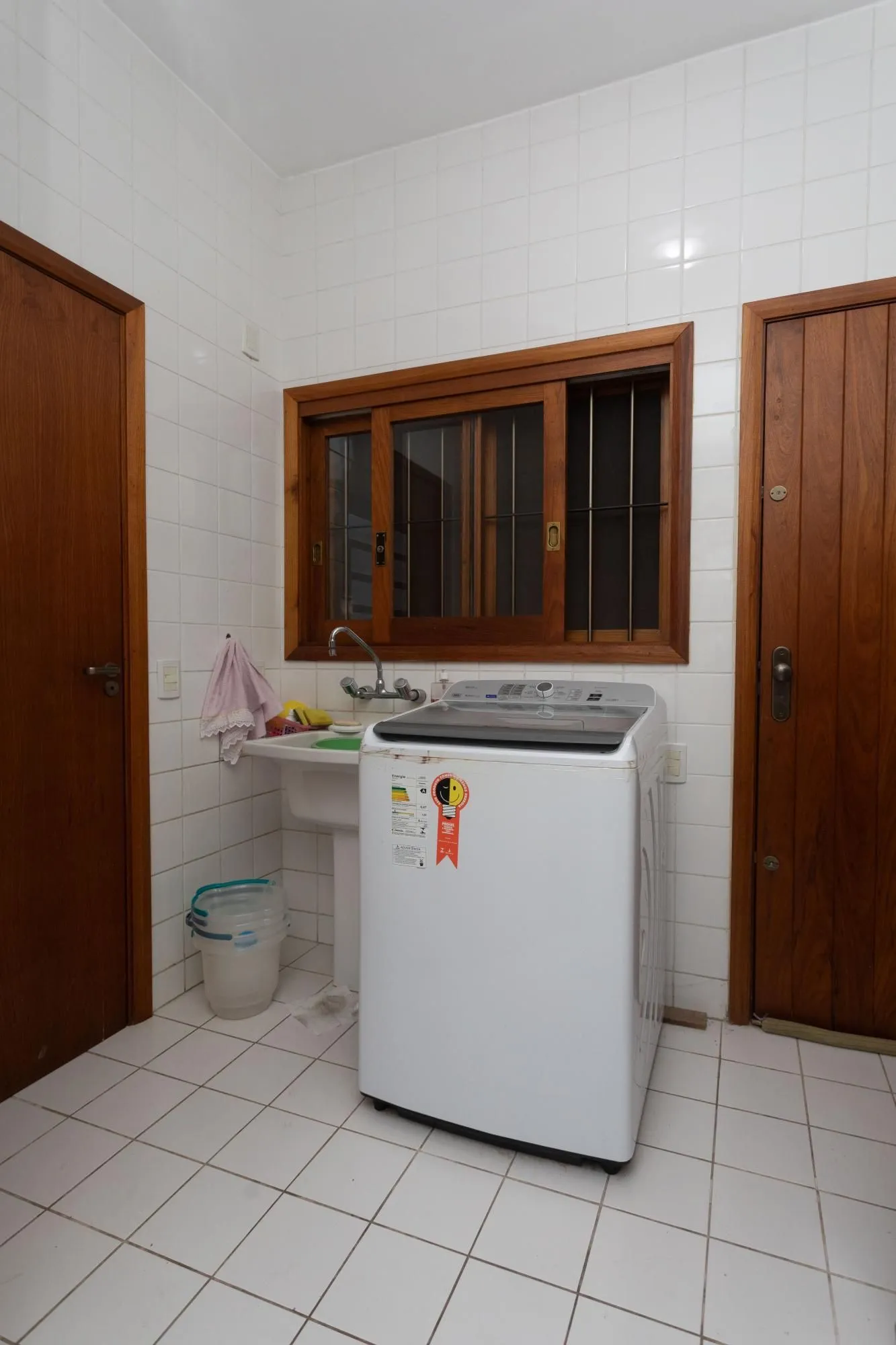 Imagem Casa no Chácara das Pedras com piscina e 316m2