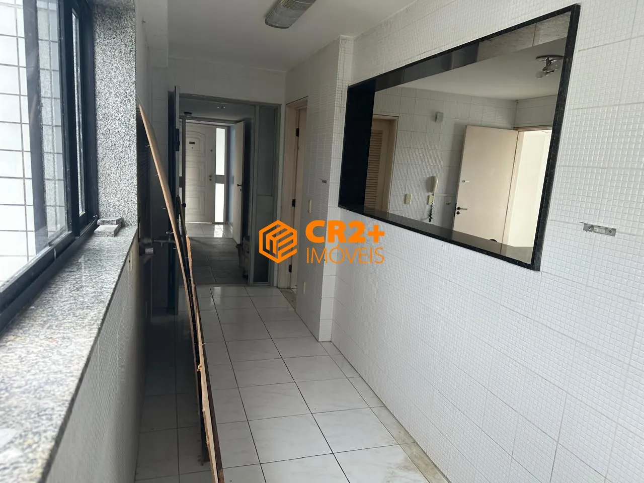 Imagem Vendo apartamento de 242 m2 na zona norte com 4 quartos e 3 vagas cobertas