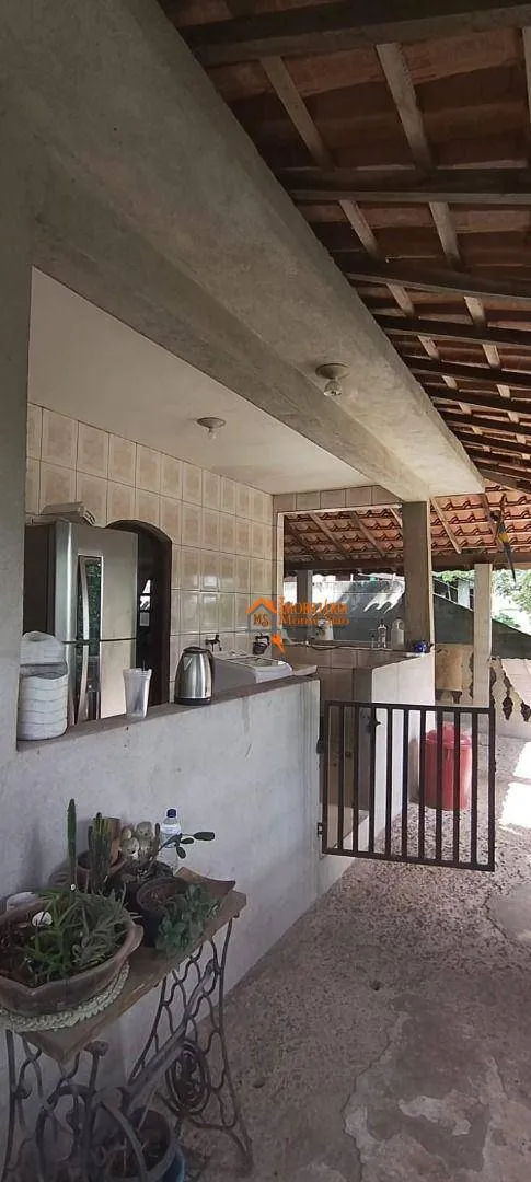 Imagem Chácara com 3 dormitórios à venda, 1760 m² por R$ 620.000,00 - Zona Rural - Arujá/SP