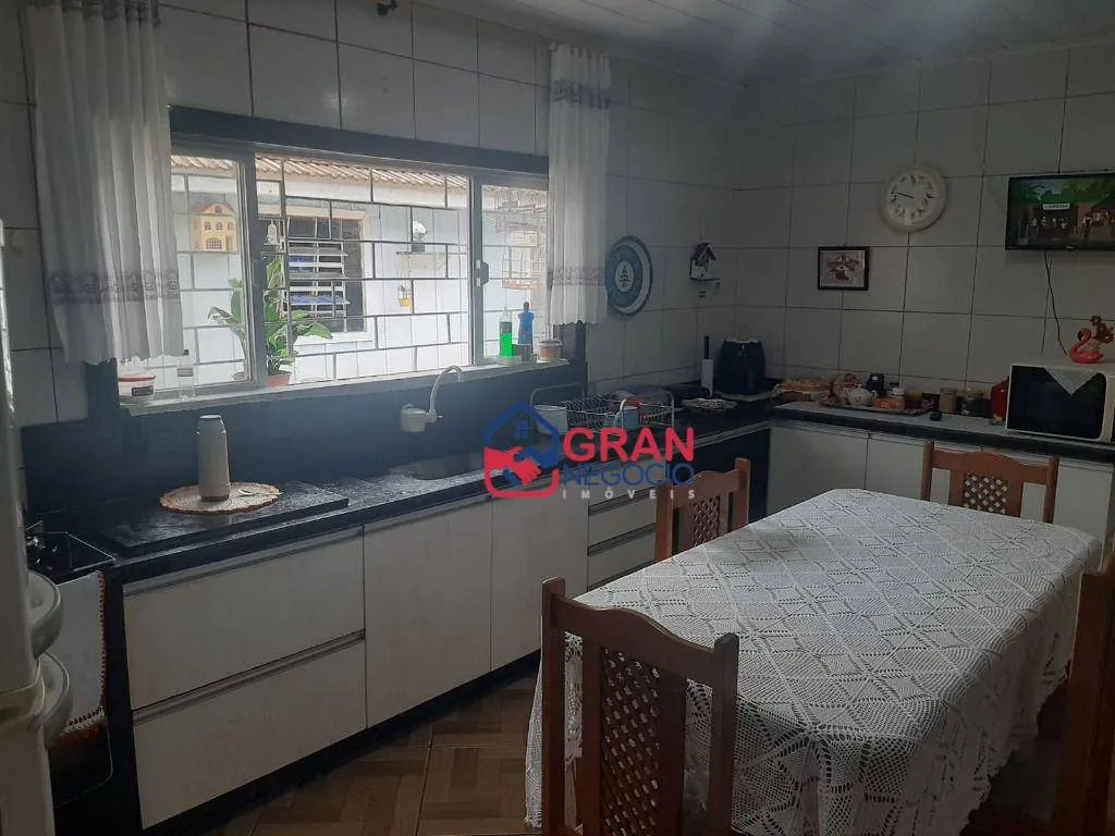 Imagem Casa mais edícula- Colombo