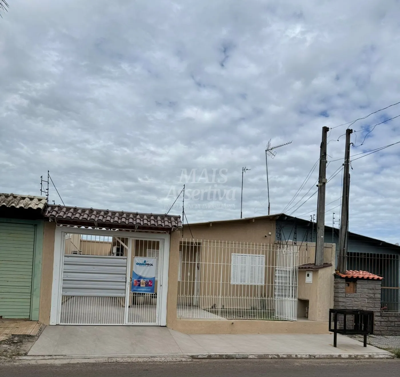 Foto do imóvel Casa semi mobiliada para venda em Canudos, Novo Hamburgo