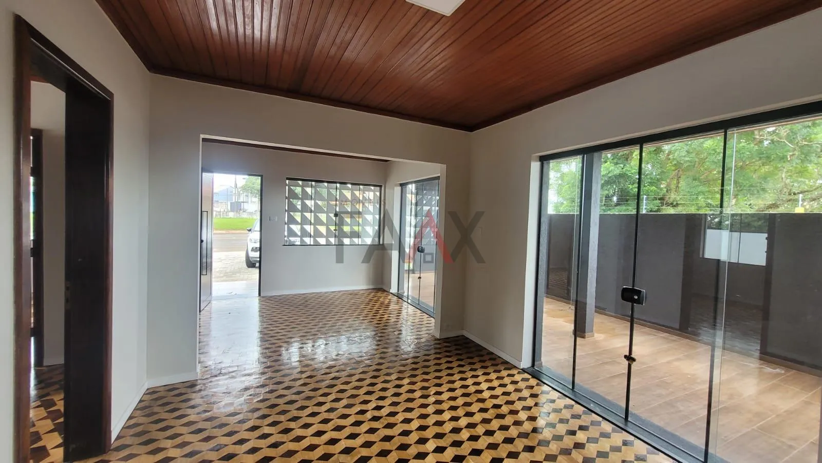 Imagem Excelente sala comercial na Xv de novembro em Guarapuava no Morro alto