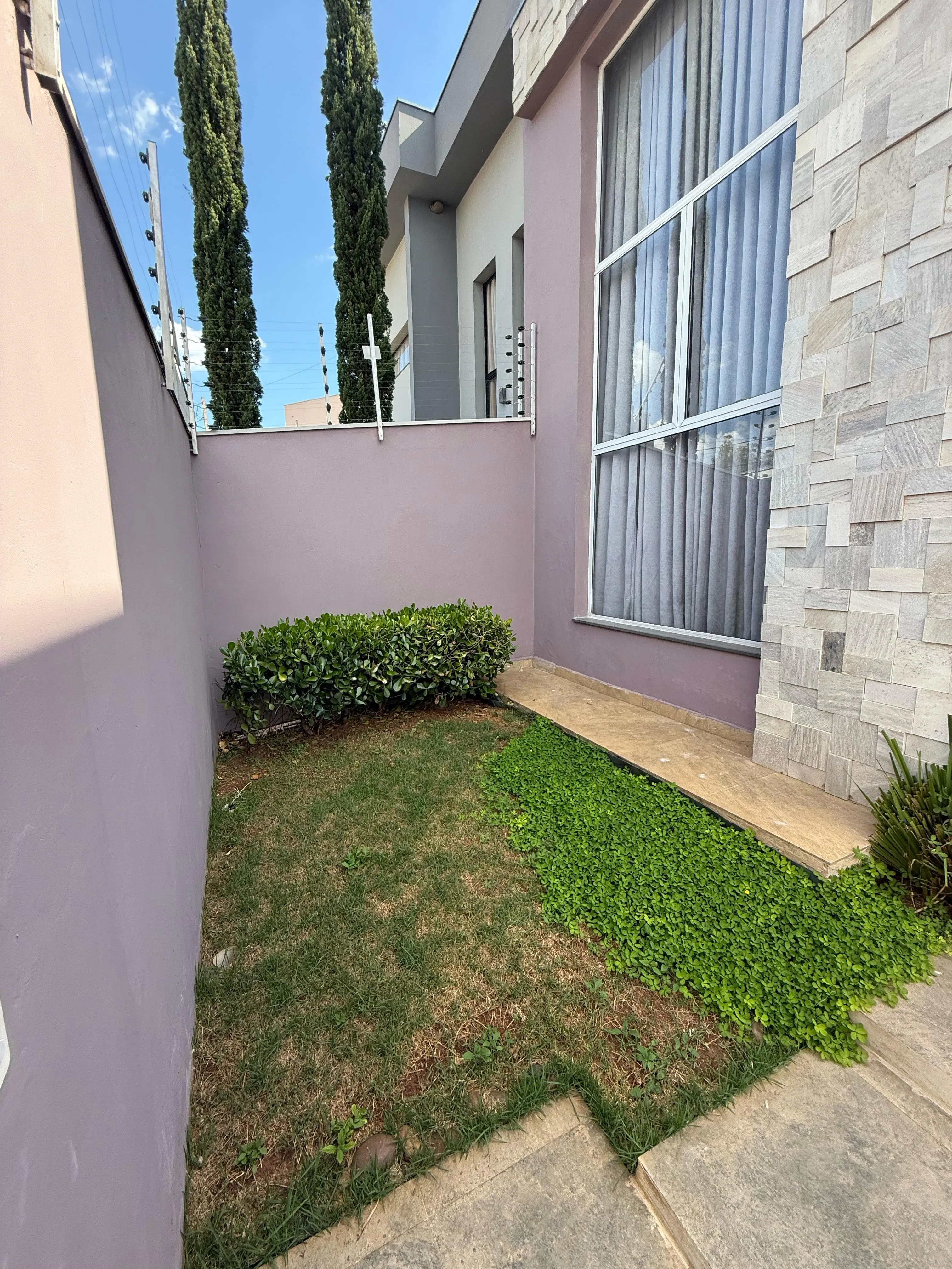Imagem Casa Moderna com Pé Direito Duplo no Piazza Di Roma ? Sorocaba