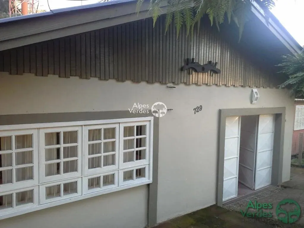 Imagem Vende-se casa em canela a 3 minutos da Catedral de Pedra