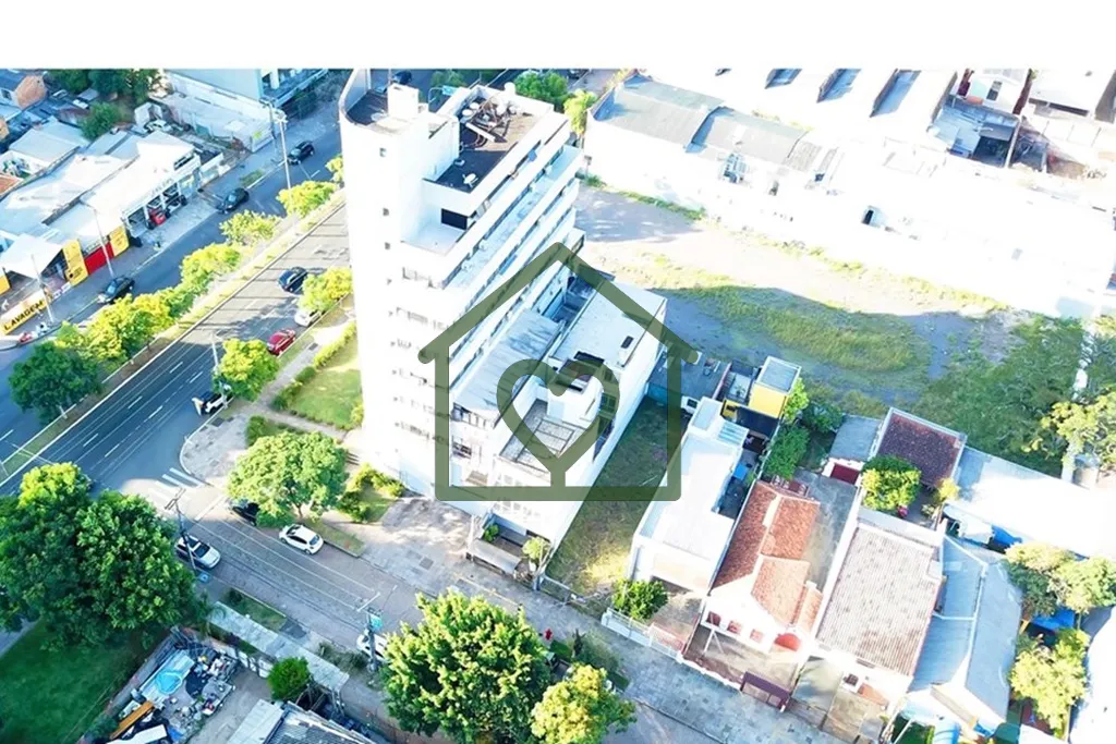 Imagem À venda: Terreno residencial ou comercial incrível de 220 m² em Porto Alegre, na prestigiada Rua ...