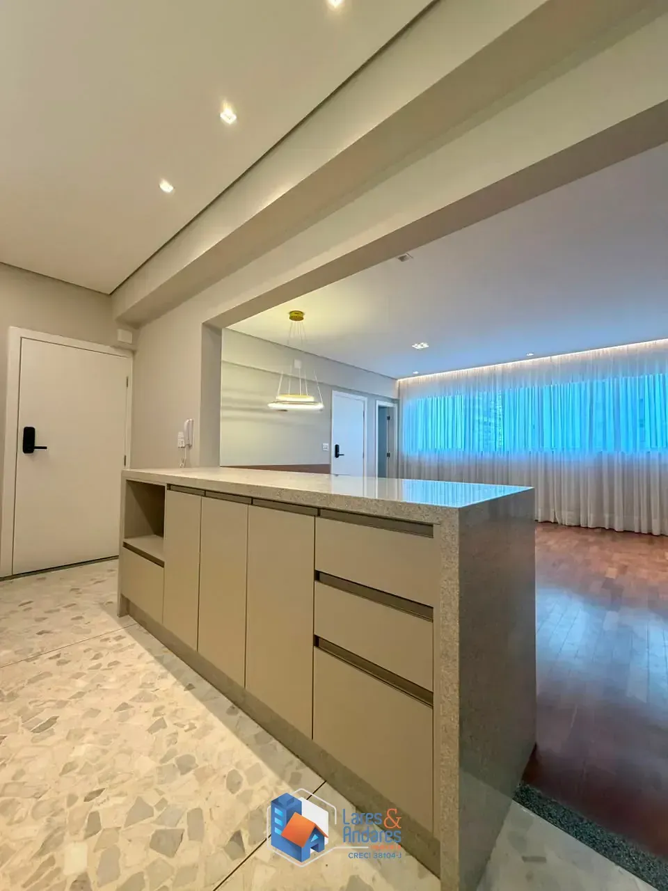 Imagem Apartamento para venda em Pinheiros com 3 quartos, sendo 1 suíte, 143m²
