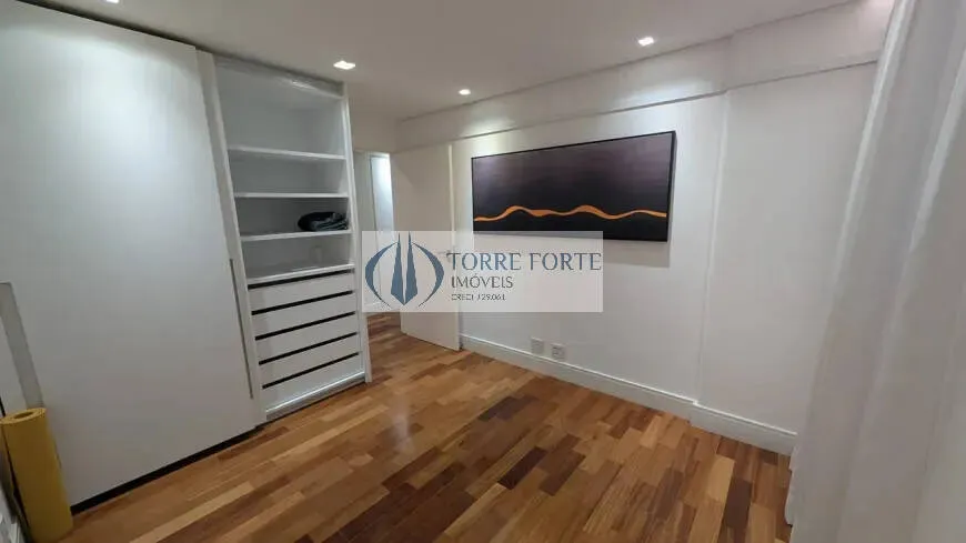 Imagem Belíssimo apartamento 187 m² 4 dormitórios sendo 1 suíte 2 vagas Campo Belo