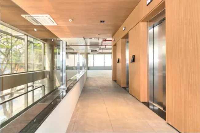 Imagem Prédio comercial para locação de 4.805m² na Avenida Adolfo Pinheiro