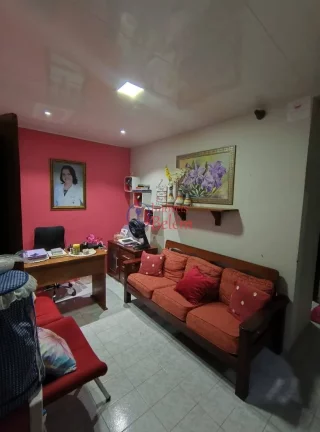 Imagem Casa ampla e segura no Conjunto Maguarí