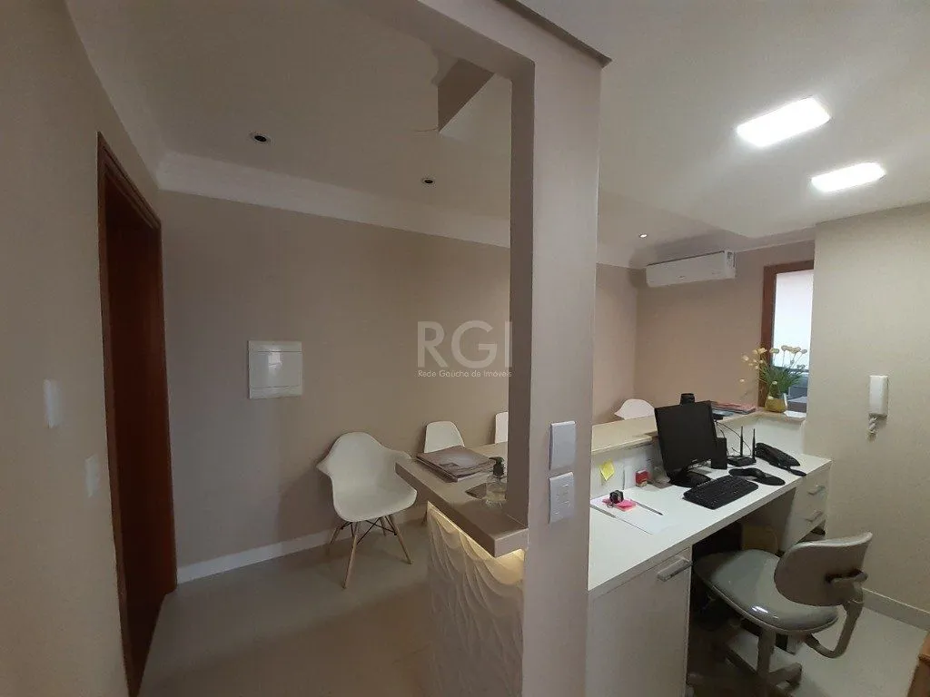 Imagem Conjunto/Sala para Venda - 104.28m², 0 dormitórios, 2 vagas - Menino Deus
