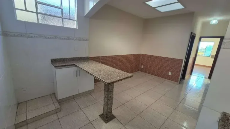 Imagem Ampla Casa no Grogoto – 4 Quartos, Suíte e Garagem