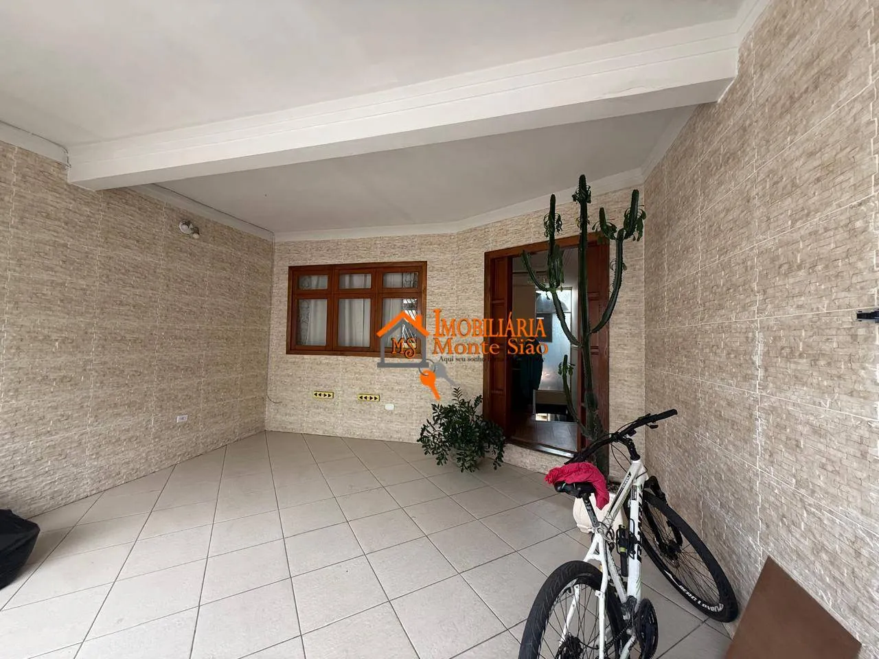 Imagem Sobrado com 3 dormitórios à venda, 220 m² por R$ 630.000,00 - Jardim Angélica - Guarulhos/SP
