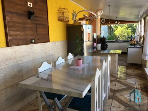 Imagem (PERMUTA) Sobrado triplex, 03 quartos c/suíte ótimo espaço nos fundos, no Rio Verde em Colombo PR