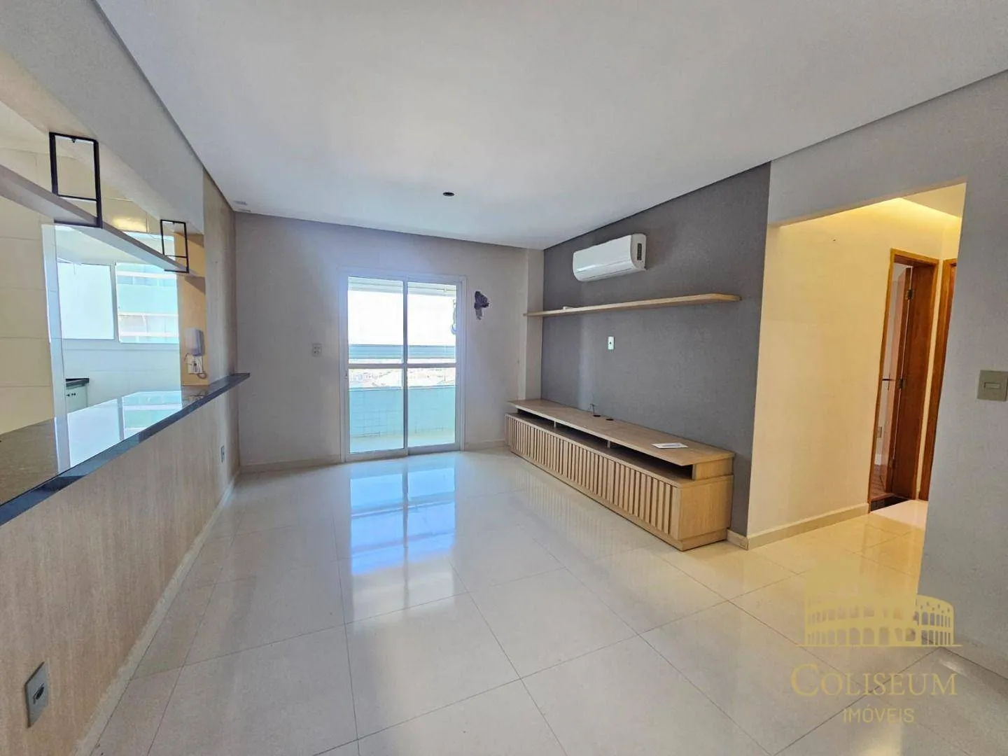 Foto do imóvel Apartamento com 2 dormitórios à venda, 86 m² por R$ 550.000,00 - Balneário Flórida - Praia Grande/SP