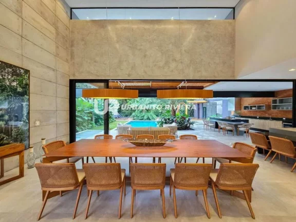 Imagem Casa de Alto Padrão Mobiliada à Venda na Riviera de São Lourenço 5 Suítes, Lazer Completo