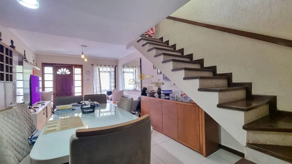 Imagem Casa em Condomínio para Venda em Teresópolis / RJ no bairro Quebra Frascos