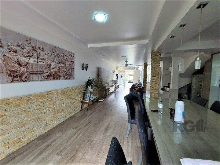 Imagem Casa, 234m², 3 dormitórios, Cristal