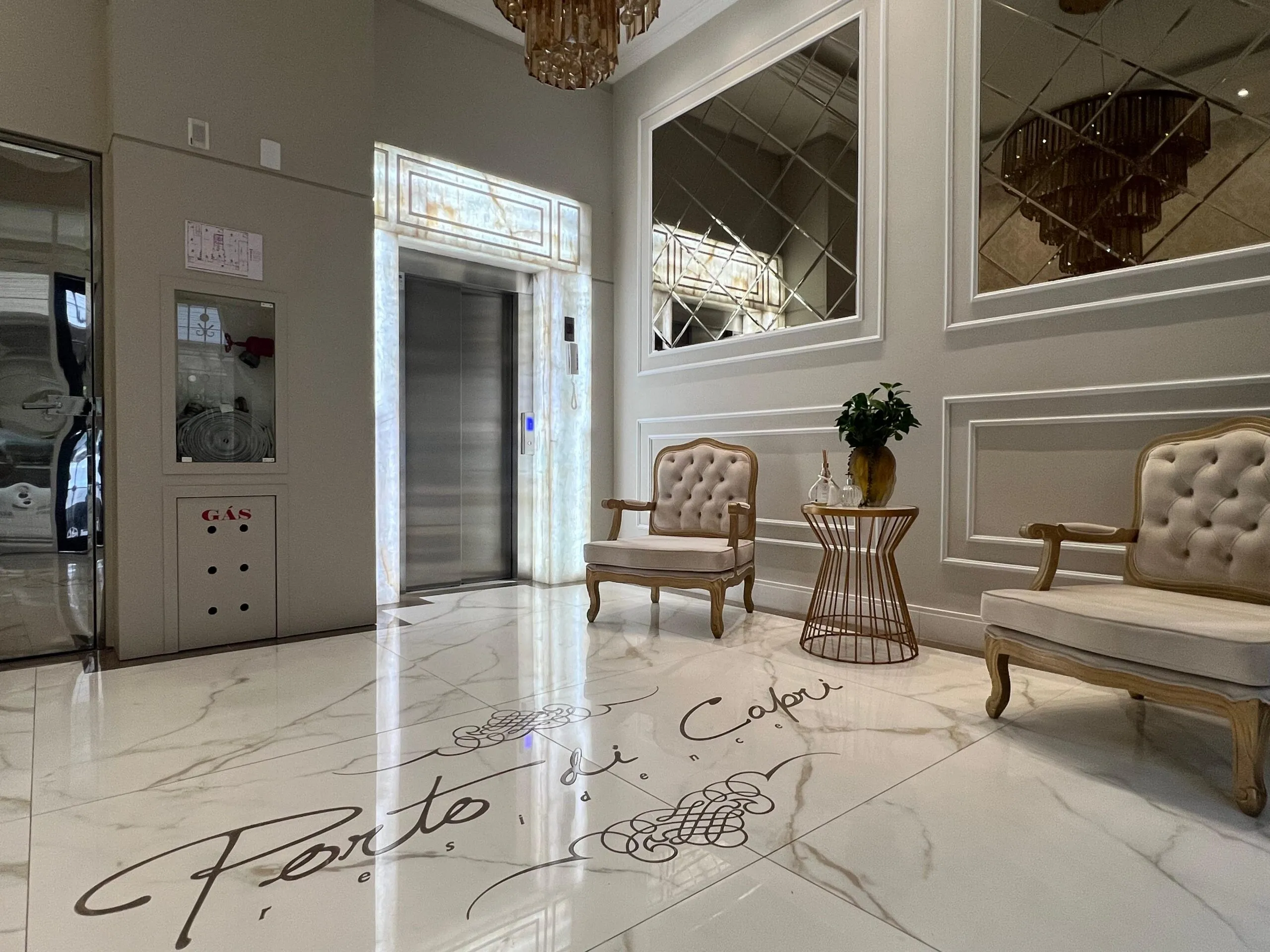 Imagem Apartamento à venda com 260m2 por R$ 4.200.000,00