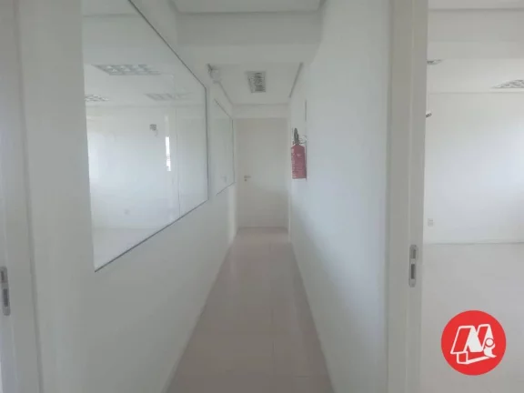 Imagem Aluga-se sala comercial de 100m² próximo ao Cobasi da Ipiranga