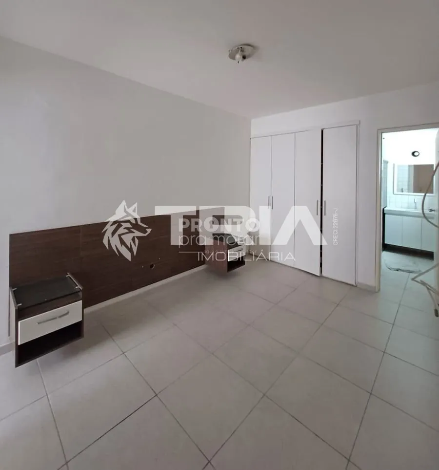 Imagem Apartamento de 4 quartos, 181m² no bairro Aflitos, em Recife