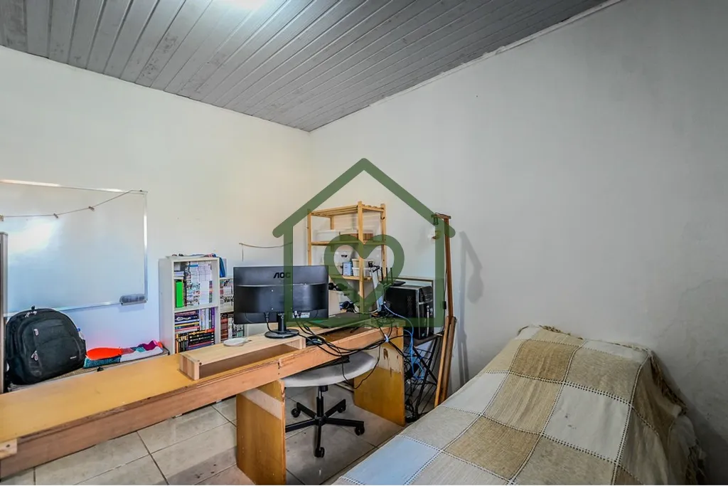 Imagem Ótima casa, com perfeita posição solar, podendo ser utilizadas concomitante comercial e residenci...