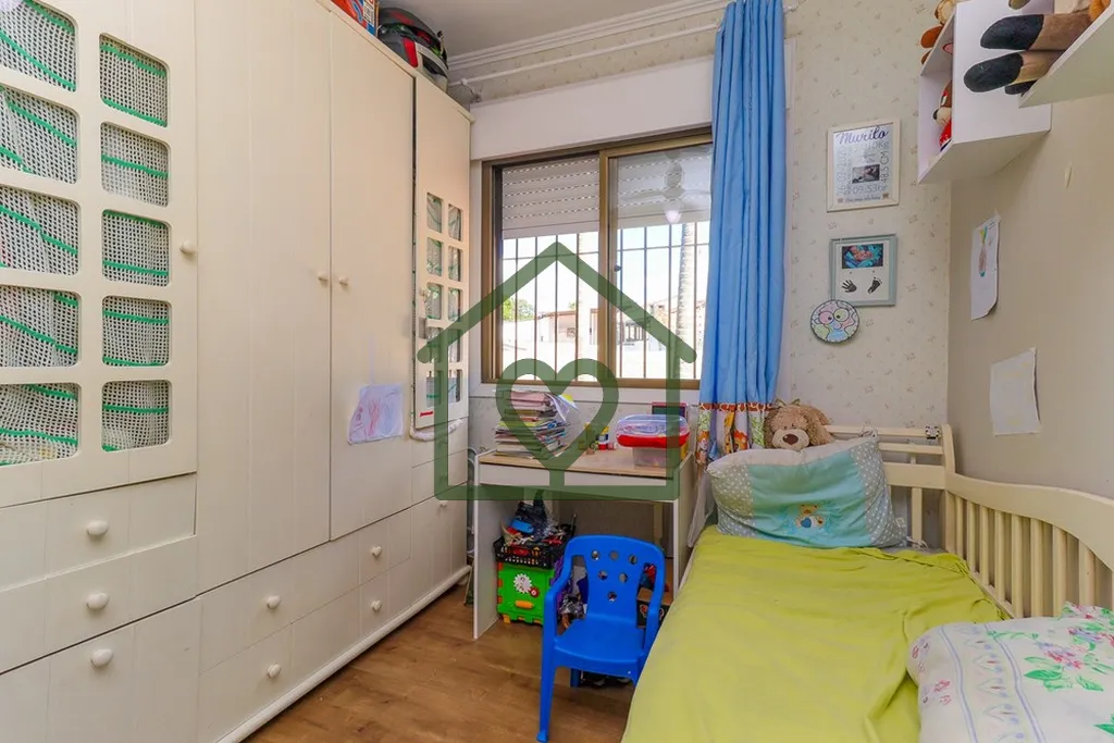 Imagem Apartamento de 2 dormitórios, com churrasqueira, 64m², térreo, box escriturado, condomínio com i...