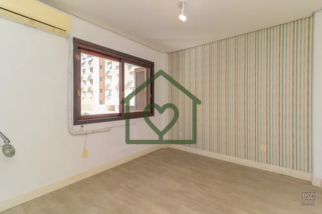 Imagem Já pensou morar em uma das ruas mais charmosas de Porto Alegre?

Conheça esse lindo apartamento no...