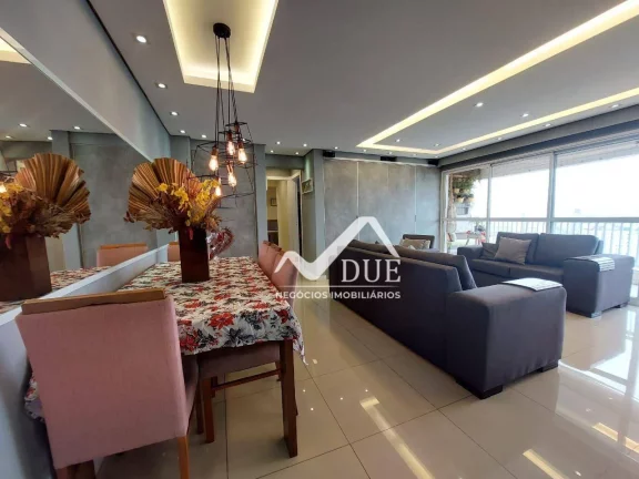Imagem Apartamento em condominio clube, oriinalmente com 3 dormitórios e hoje com sala estendida. 1 vaga de garagem garantida e livre. PORTEIRA FECHADA
