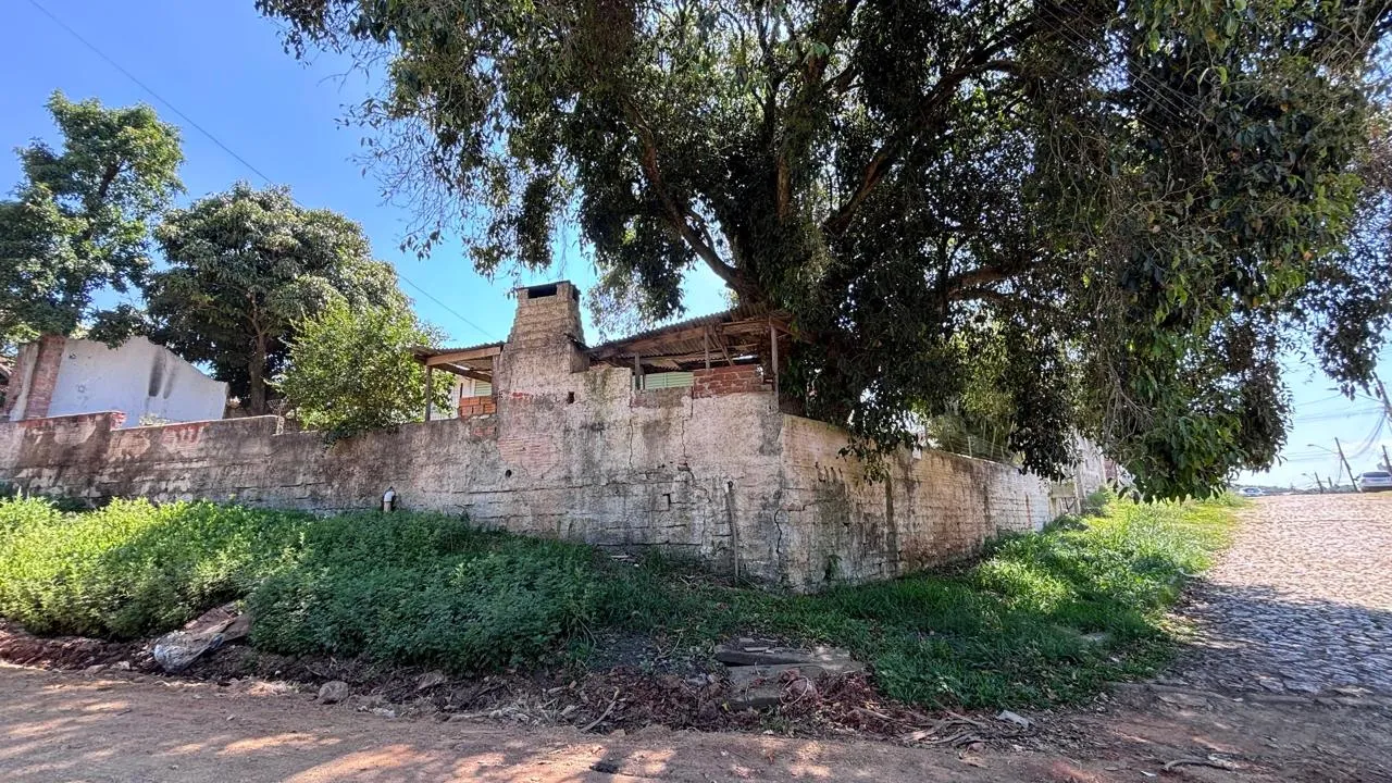 Imagem Excelente terreno à venda no bairro Jari - Viamão