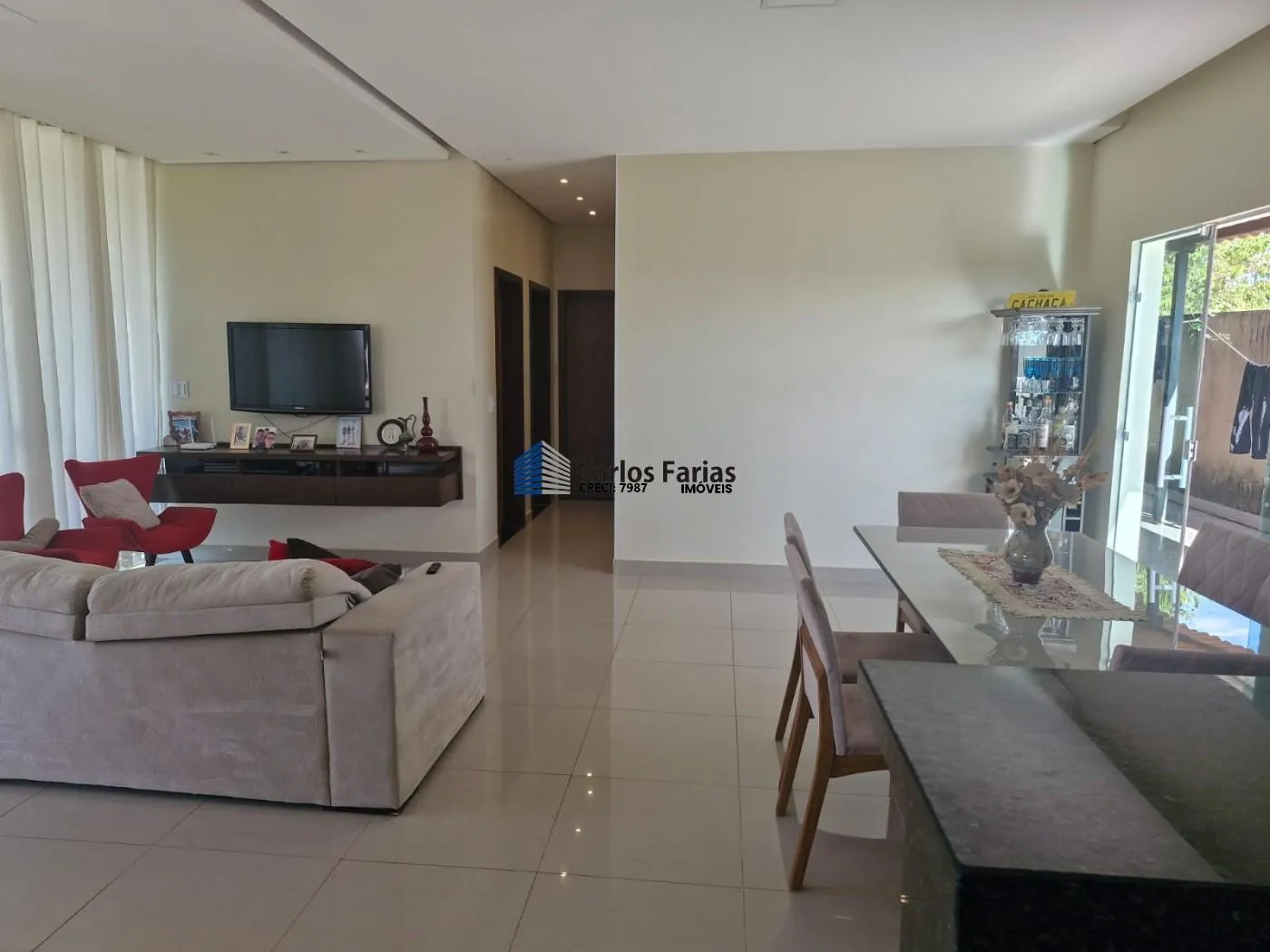 Imagem Casa em Condomínio para Venda em Brasília, Setor Habitacional Tororó (Jardim Botânico), 2 dormitórios, 1 suíte, 2 banheiros, 2 vagas