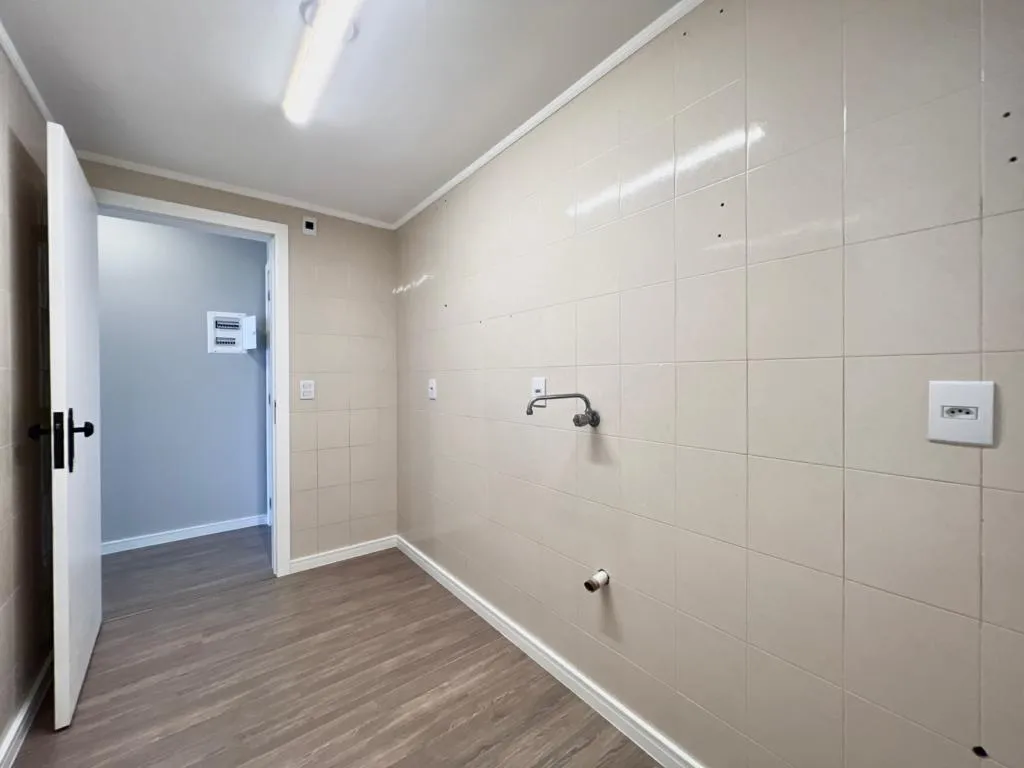 Imagem Apartamento 3Dormitórios dependência - Bairro Zona Nova