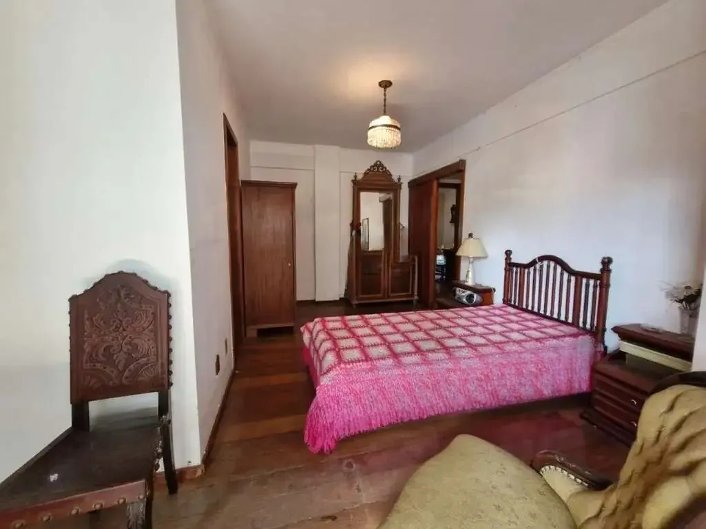 Imagem Apartamento semimobiliado no bairro Tristeza, com 3 dormitórios, 01 suíte, e 105m² Privativos!!!